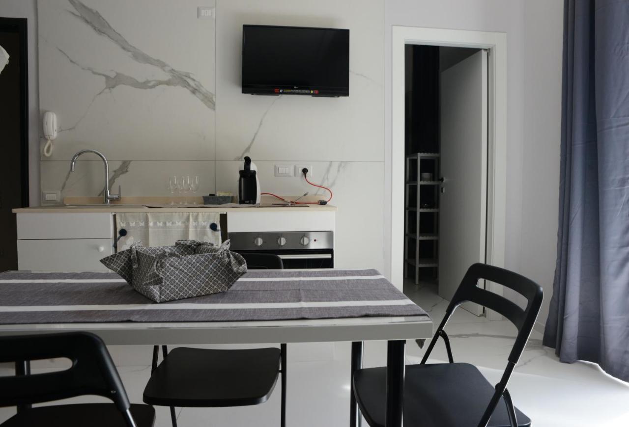 מטרה Dimore Pietrapenta Apartments, Suites & Rooms - Via Lucana 223, Via Piave 23, Via Chiancalata 16 מראה חיצוני תמונה