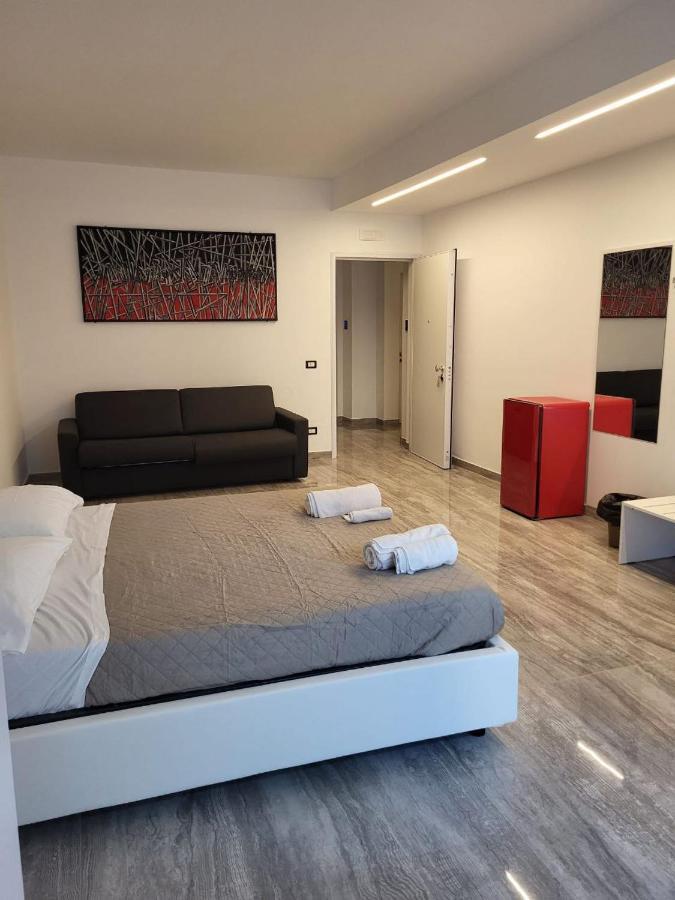 מטרה Dimore Pietrapenta Apartments, Suites & Rooms - Via Lucana 223, Via Piave 23, Via Chiancalata 16 מראה חיצוני תמונה